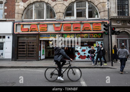 Las Vegas de jeux électroniques, Wardour Street, Soho, Londres, Angleterre , Royaume-Uni Banque D'Images