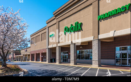 Publix Super Marché (les plus importants appartenant à des employés de la chaîne de supermarchés aux États-Unis) à Lawrenceville (Métro Atlanta, Géorgie). (USA) Banque D'Images