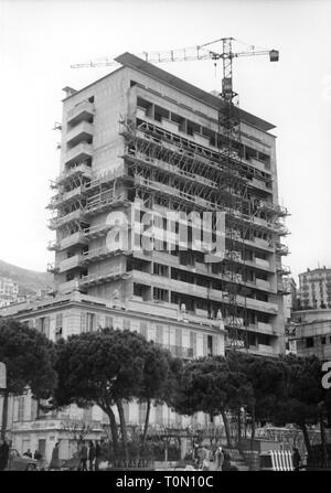 Géographie / billet, Monaco, les bâtiments, l'hôtel Palazzo Principessa grâce, en construction, vue extérieure, 1956, Additional-Rights Clearance-Info-Not-Available- Banque D'Images