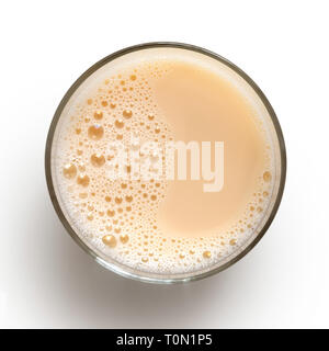 Verre de lait vegan isolé sur blanc de ci-dessus. Banque D'Images