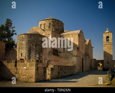 Vue extérieure au monastère de Saint Barnabé, Famagusta dans le nord de Chypre Banque D'Images