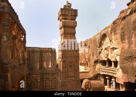 Kailasha Temple du cave 16, les grottes d'Ellora, Inde Banque D'Images