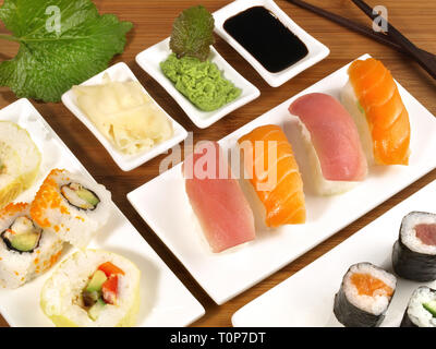 Wasabi Sushi avec différents Banque D'Images