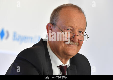 Munich, Allemagne. Mar 21, 2019. M. Edgar ZOLLER (Vice-président du directoire), seule image, une seule image, portrait, portrait, portrait. Conférence de presse bilan Bayern LB, la BayernLB sur 21.03.2019. Utilisation dans le monde entier | Credit : dpa/Alamy Live News Banque D'Images