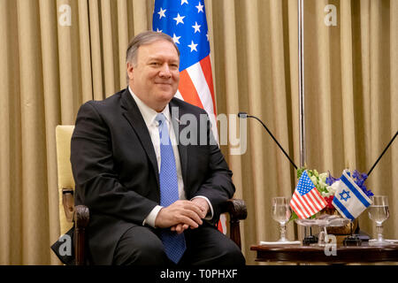 Jérusalem, Israël. Mar 21, 2019. La secrétaire d'État des États-Unis, Mike Pompeo lors d'une réunion bilatérale avec le président israélien Reuven Rivlin, 21 mars 2019 à Jérusalem, Israël. Credit : Planetpix/Alamy Live News Banque D'Images