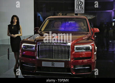 Belgrade, Serbie. Mar 21, 2019. Une Rolls-Royce Cullinan est affiché à la 54e International Motor Show de Belgrade, Serbie, le 21 mars 2019. La 54e International Motor Show a ouvert ici, jeudi, avec les nouvelles technologies dans l'industrie de l'automobile point culminant de l'exposition de cette année. La juste apporté quelques 400 exposants venus du monde entier. Credit : Nemanja Cabric/Xinhua/Alamy Live News Banque D'Images