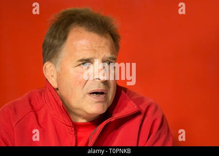 17 mars 2019, en Rhénanie du Nord-Westphalie, Köln : Santiago Santos (Espagne) au cours de la conférence de presse. Cinquième match du championnat d'Europe de rugby : 2019 Germany-Spain sur 17.03.2019 à Cologne. Photo : Jürgen Kessler/dpa Banque D'Images