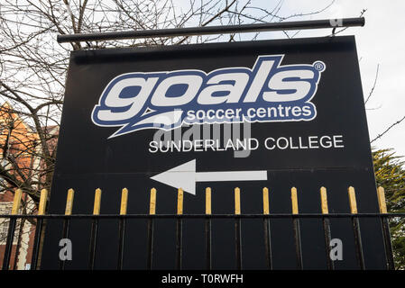 Centres de Soccer Buts 5-a-side Center à Sunderland College Banque D'Images