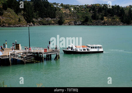 Diamond Harbour , la péninsule de Banks sur néos-zélandais Île du Sud. Il y a un service de ferry qui relie la communauté au port de Lyttleton. Banque D'Images