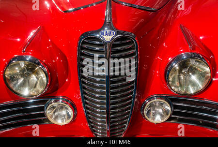 Une vue de face un 1949 Delahaye Type 175 Drophead coupé au salon de l'auto de Toronto 2019 Banque D'Images