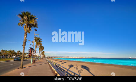 Platja de La Pineda beach en Vila-Seca de Tarragone en Catalogne Banque D'Images