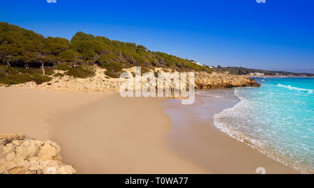 Tarragona Playa Los Capellanes en Costa Dorada de Catalogne Capellans Banque D'Images