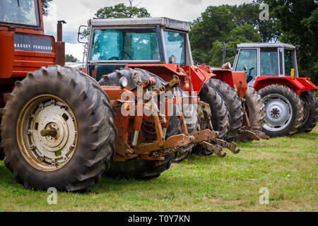 Cas et les tracteurs International à l'affiche au Salon de l'agriculture 2018 Aylsham, Norfolk, Royaume-Uni. Banque D'Images