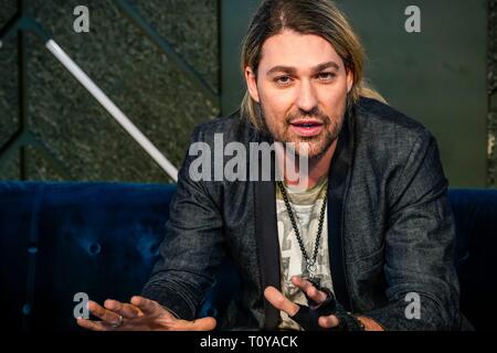 Berlin, Deutschland. Mar 21, 2019. 21.03.2019, star le violoniste David Garrett présente son nouveau crossover tour UNLIMITED - Greatest Hits au 260 degrés bar à Berlin, avec lequel il se produira dans la capitale. Portrait du musicien. Utilisation dans le monde entier | Credit : dpa/Alamy Live News Banque D'Images