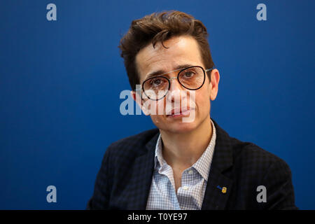 22 mars 2019, Saxe, Leipzig : Masha Gosen, journaliste russo-américain, à la Foire du livre de Leipzig. Lors de son ouverture le 20.3.2019, il a reçu le Prix du livre de Leipzig pour la compréhension européenne, doté de 20 000 euros. Le Salon du livre se poursuit jusqu'à 24.03.2019. Photo : Jan Woitas/dpa-Zentralbild/dpa Banque D'Images