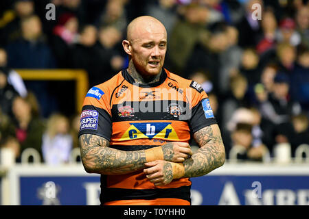 Wheldon Road, Castleford, UK. Mar 22, 2019. Super League rugby Betfred, Castleford Tigers contre St Helens ; Nathan Castleford Tigers de Massey quitte le champ avec une blessure : Action Crédit Plus Sport/Alamy Live News Banque D'Images