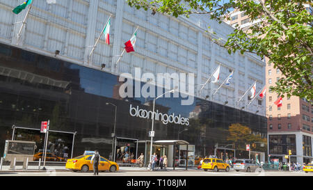 Bloomingdale's department store sur la 3e Avenue, New York, État de New York, États-Unis d'Amérique. Banque D'Images