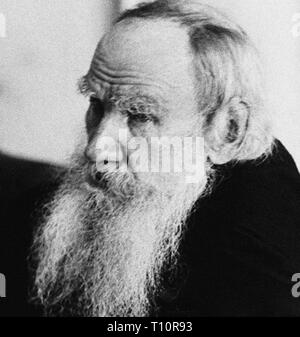 Compter Léon Nikolaïevitch Tolstoï, habituellement appelé en anglais comme Léon Tolstoï était un écrivain russe, qui est considéré comme l'un des plus grands auteurs de tous les temps. À partir de l'image numérisée dans les archives de presse - Service Portrait Portrait Presse (anciennement Bureau). Banque D'Images