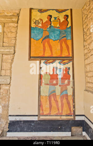 À partir de détails architecturaux et artictic il y a 3500 ans au palais de Knossos, près du port d'Héraklion, île de Crète, Grèce Banque D'Images