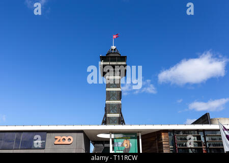 Tour d'observation du Zoo de Copenhague Banque D'Images