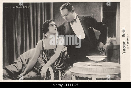 La photographie publicitaire de Francesca Bertini et Fritz Kortner dans mein Leben Deine Das Fücr - Silent Movie era Banque D'Images