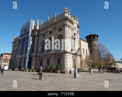 TURIN, ITALIE - circa 2019 mars : La Piazza Castello square Banque D'Images