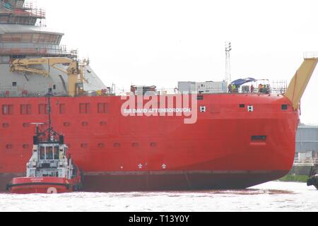 Wirral, UK. Mar 23, 2019. Le bateau Sir David Attenborough a fait une brève apparition sur la Mersey Crédit : IAN Fairbrother/Alamy Live News Banque D'Images