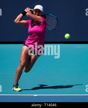 22 mars 2019 : Monica Niculescu, de Roumanie, joue contre Garbine Mugaruza, de l'Espagne, au cours de son deuxième tour à l'Open de Miami 2019 présenté par le tournoi de tennis professionnel Itau, joué au Hardrock Stadium de Miami Gardens, Florida, USA. Mario Houben/CSM Banque D'Images