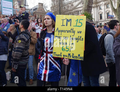 Londres, Royaume-Uni. 23 mars, 2019. Anti-Brexit "vote du peuple" dans la place du Parlement, Londres, 23 mars 2019. Crédit : Thomas Krych/Alamy Live News Banque D'Images