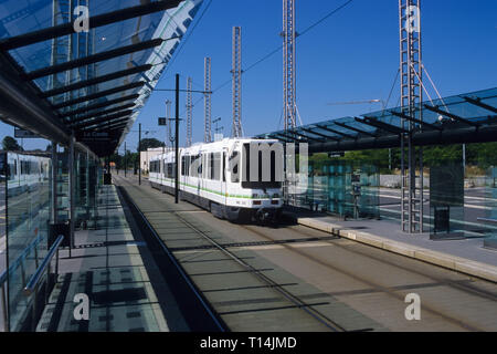 Nantes, Tramway, Gare Le Cardo Banque D'Images