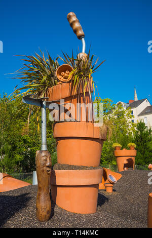 Nantes, Jardin des Plantes, Spielplatz Dépodépo von Claude Ponti - Nantes, Jardin des Plantes, aire de jeux pour Dépodépo par Claude Ponti Banque D'Images