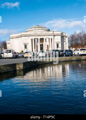 Levier de dame Art Gallery au village modèle de Port Sunlight près de Liverpool, créé par William Hesketh Lever du Soleil pour ses travailleurs de l'usine de savon Banque D'Images