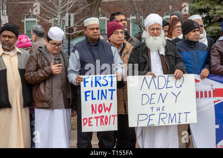 Hamtramck, au Michigan - protester contre l'expansion des déchets dangereux de l'écologie nous plante dans un pays à faible revenu, la plupart des quartiers d'immigrants. L'écologie nous handl Banque D'Images