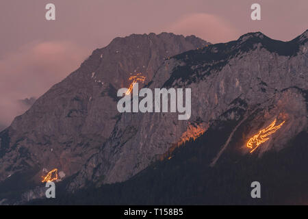 Autriche, Tyrol, Zugspitze, feu de la st jean Banque D'Images