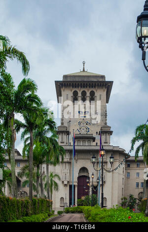 Extérieur de la crise imminente de l'édifice du gouvernement du Sultan Ibrahim Bangunan à Johor Bahru, Malaisie. C'est construit dans le style mauresque, mauresques. Banque D'Images