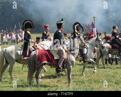 Waterloo, Belgique - le 18 juin 2017 : des gens de tous les coins de l'Europe participent à la reconstitution de la bataille de Waterloo. Banque D'Images