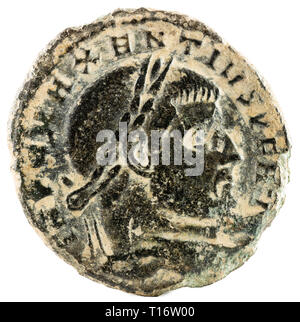 Pièce de cuivre antique romaine de l'empereur Maxence. Avers. Banque D'Images