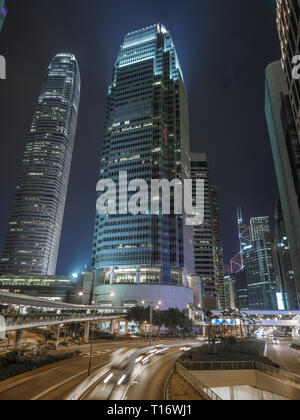 Central, Hong Kong - 4 novembre, 2017 : Gratte-ciel près de Connaught Road Central à Hong Kong. Banque D'Images