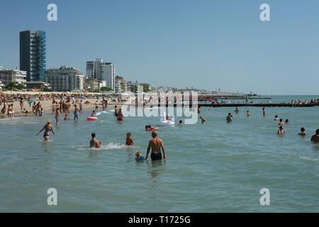 Le Lido di Jesolo est la plage de Jesolo dans la province de Venise en Italie. Banque D'Images