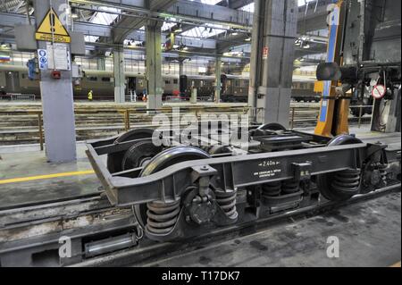 L'Italie, fondation FS Italiane, journée portes ouvertes aux ateliers de la 'Squadra Rialzo' de la gare centrale de Milan, où les trains historiques sont conservés et restaurés, à l'occasion de l'initiative Printemps Jours. Banque D'Images