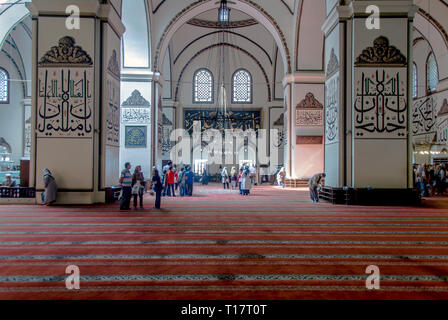 Ankara, Turquie, 30 avril 2012 : la calligraphie ottomane, la mosquée d'Ulu ou Grande Mosquée construite dans le style seldjoukide, il a été ordonné par le Sultan ottoman Bayezid Banque D'Images