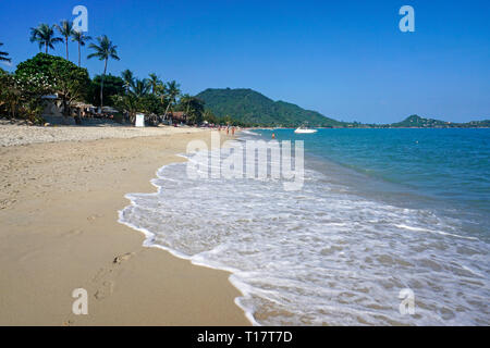 La plage de Lamai à Koh Samui, Golfe de Thailande, Thaïlande Banque D'Images