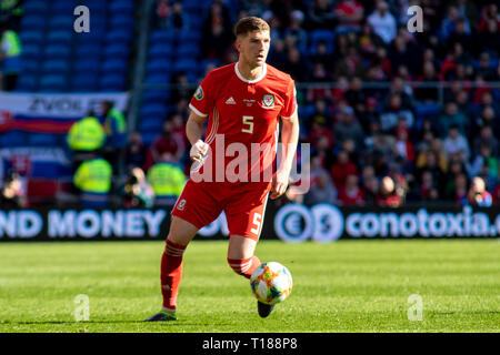 Cardiff, Wales, UK. 24Th Mar 2019. Chris Mepham du Pays de Galles en action contre la Slovaquie. Pays de Galles v Slovaquie UEFA Euro 2020 Qualificatif au Cardiff City Stadium, le Crédit : Lewis Mitchell/Alamy Live News Banque D'Images