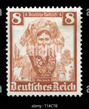 Historique allemand stamp : National Women's costume en Spreewald, mode terres allemandes, le "fonds d'aide d'urgence", 1935, l'Allemagne, le troisième Reich Banque D'Images