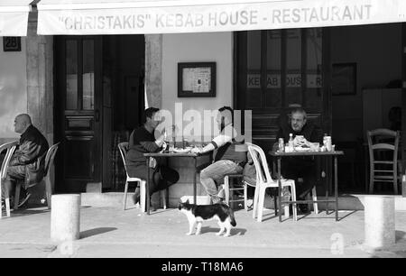 Nicosia est habitée depuis plus de 4500 ans et est la capitale de Chypre depuis le 10e siècle. Le pays divisé après la guerre de 1974. Banque D'Images