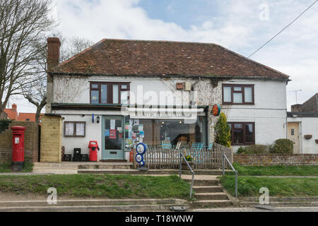 Barton Stacey Magasins, magasin du village, et un bureau de poste dans le Hampshire, au Royaume-Uni Banque D'Images