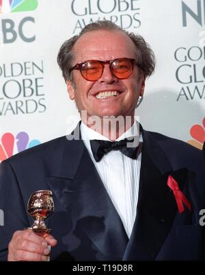 LOS ANGELES, CA - le 18 janvier 1998 : l'acteur Jack Nicholson au Golden Globe Awards où il a remporté le prix du meilleur acteur pour film comédie pour 'qu'elle peut l'être." Banque D'Images