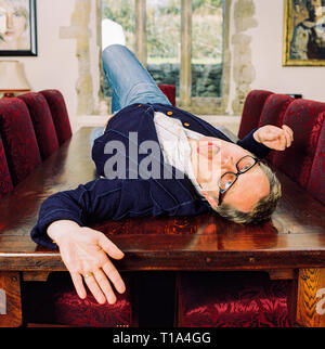 Portrait de comédien Vic Reeves photographié à la maison en mars 2006 Banque D'Images