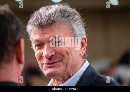 Lyon, France. 25 mars, 2019. Bernard Thévenet grand champion cycliste, vainqueur du Tour de France en 1975 et 1977 Crédit : FRANCK CHAPOLARD/Alamy Live News Banque D'Images