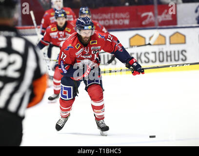 LINKÖPING 20180203 Linköpings n°12 Sebastian Karlsson sous matchen i SHL mellan Linköpings HC-HV71 Saab j'arena. Foto Jeppe Gustafsson Banque D'Images